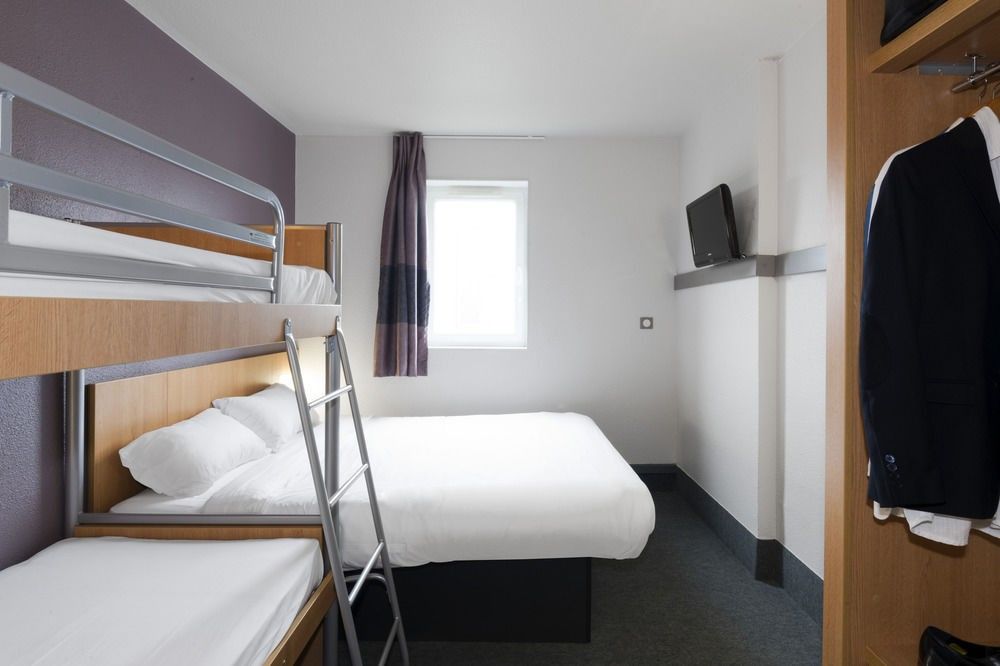 B&B Hotel Rennes Est Cesson Sevigne Buitenkant foto