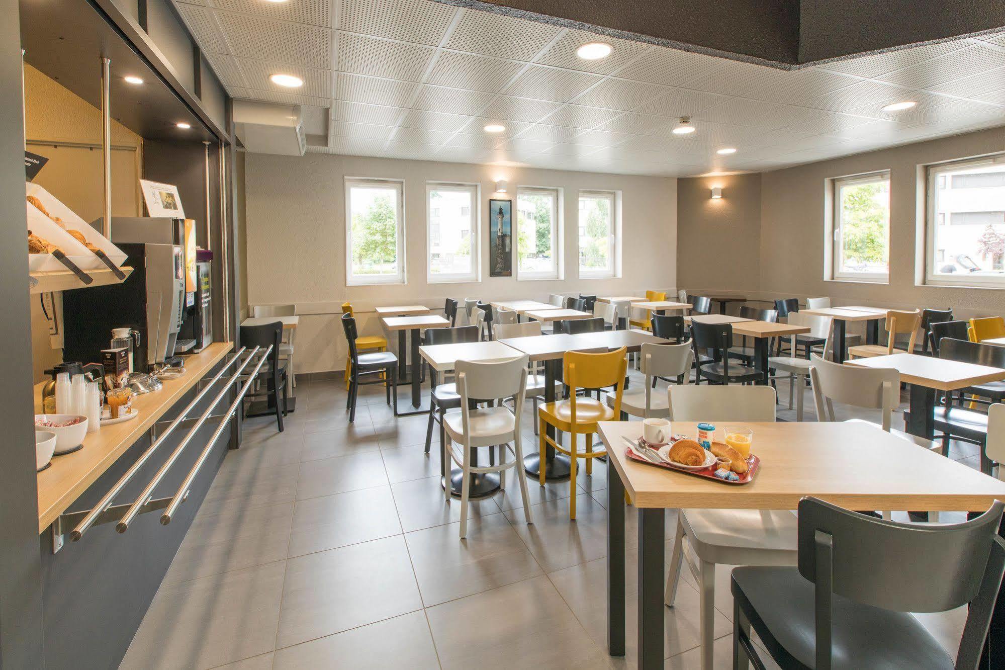 B&B Hotel Rennes Est Cesson Sevigne Buitenkant foto